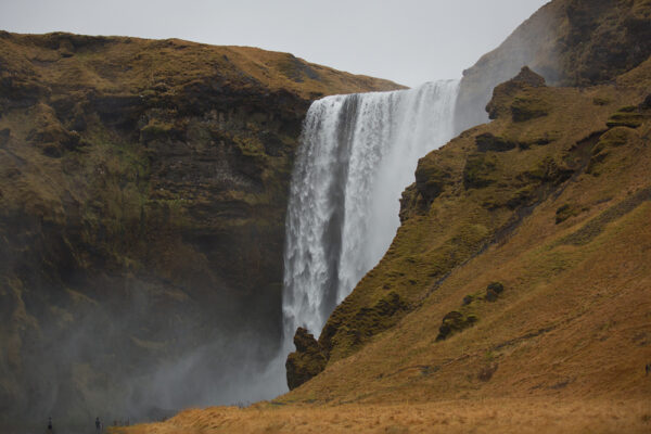 Island_Wasserfall Skógafoss_rolf mauch_007